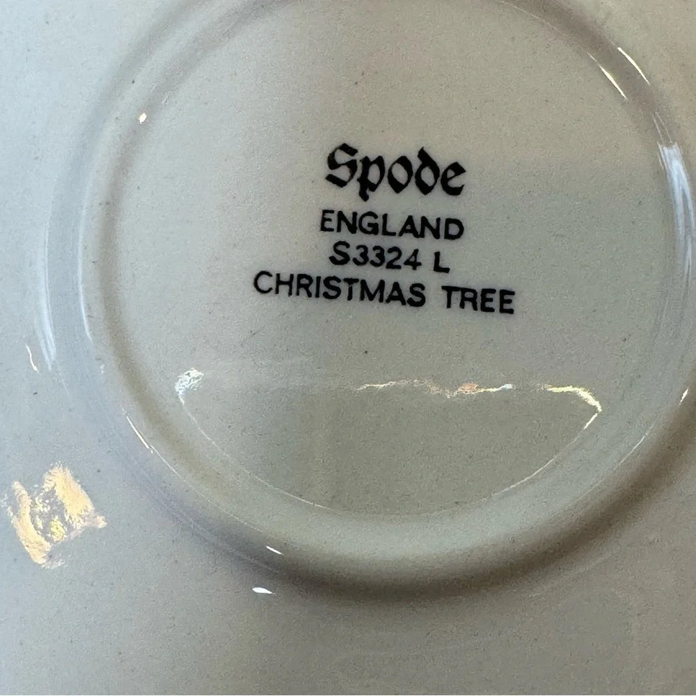 2 Spode Christmas Tree Tea Cup and Saucer Made in England